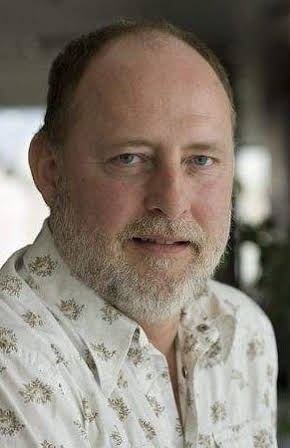 Peter Aude as 