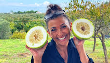 Bargain-Loving Brits in the Sun (S14 E12)