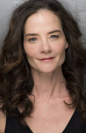 Susannah Hoffmann as Jane