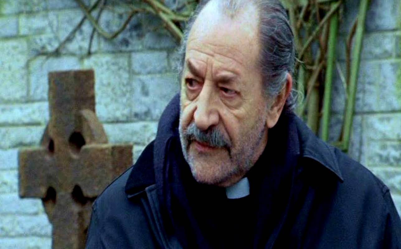 Bernard Kay