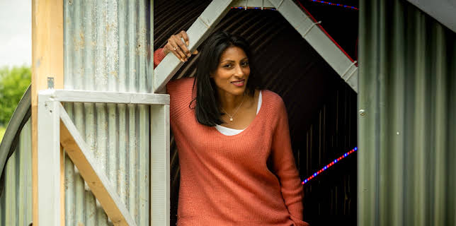 2:00 AM: Masters Of Reinvention (S1 E3) (S1) | Yesterday | 2/6 2026