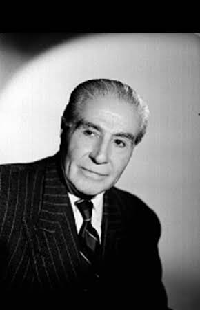 Arturo Soto Rangel as Presidente 
  
  
  (as A. Soto Rangel)