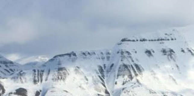 18:44: Glass - A Descent into the Maelström | Classica | 12/10 2025