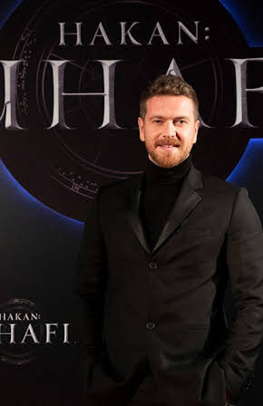 Engin Öztürk as 