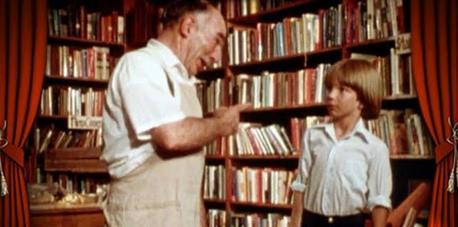 RiffTrax Shorts: Reading from Now On & Beginning Responsability Broken Bookshop (2011)