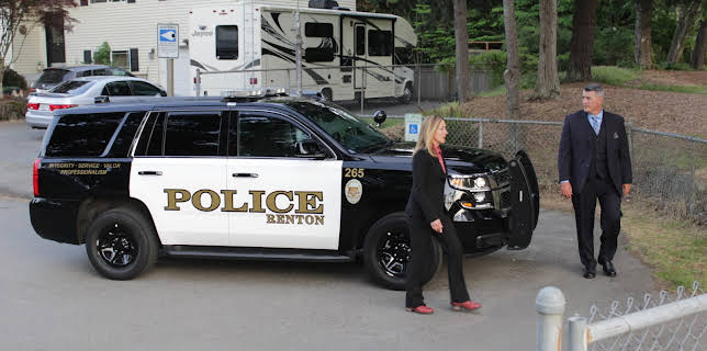 19:00: Someone You Thought You Knew (S2 E6) (S2) | Investigation Discovery | 11/14 2025