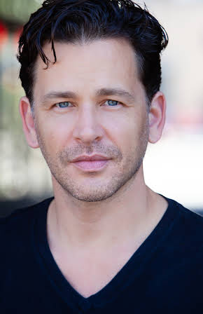 Theo Landey as 