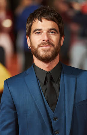 Alfonso Bassave as 