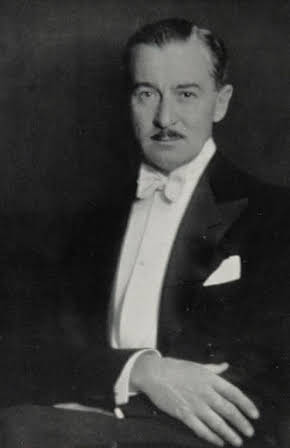 Albert Conti as 