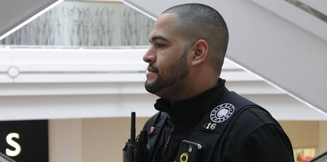 11:10: Gauner vs. Kaufhaus-Cops | ProSieben Maxx | 2/27 2026