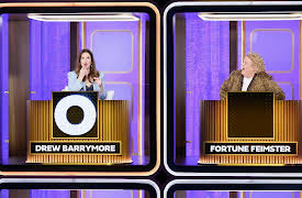 Hollywood Squares (2025): Between a Cardigan Sandwich