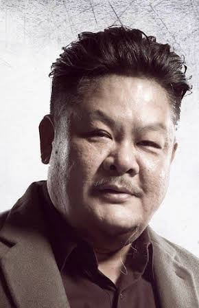 Lam Suet as 