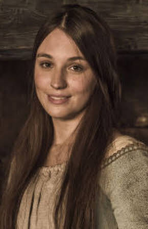 Ariadna Castellano as 