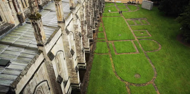 4:00 PM: Britain's Most Historic Towns | History | 11/30 2025