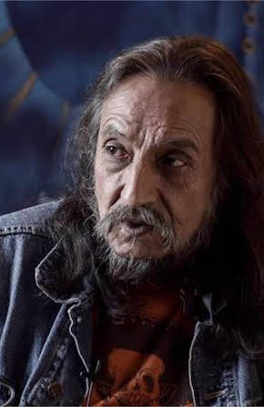 Antonio Monroi as 