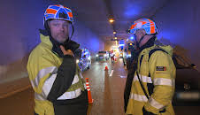 Vägens hjältar (S13 E14)