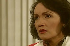 El pais de las mujeres season-1: El país de las mujeres Capítulo 2