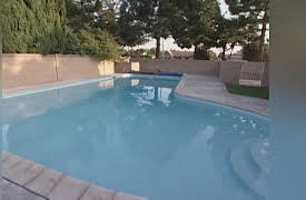 House Hunters: Military Veterans Volume 1: Securing a Home Loan