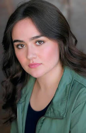 Emma Neira as 
