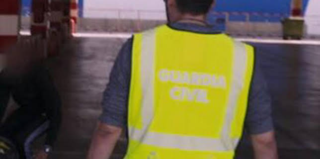 02:29: Control de fronteras: España: Episodio 10 | Discovery Max | 12/25 2025