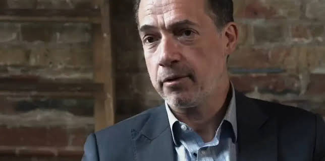 Inside the Mind of Vladimir Putin: Ascension (2022)