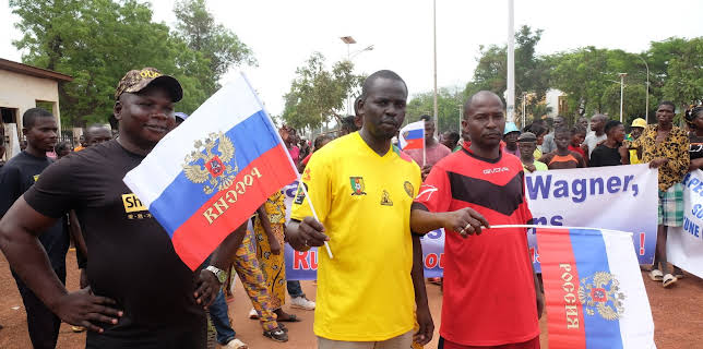 17:15: Putins Afrika-Deals - Söldner gegen Rohstoffe | ZDFinfo | 11/6 2025