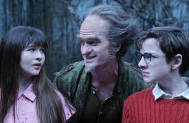 Syskonen Baudelaires olycksaliga liv: En olustig början, del 2