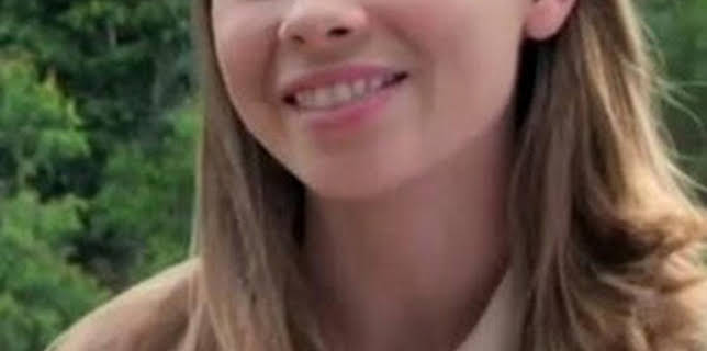 10:22: The Irwins: La isla de los lémures de Bindi | Discovery Max | 3/15 2026