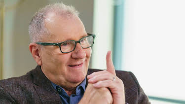 4:30 PM: Modern Family | E4 | 6/19 2026