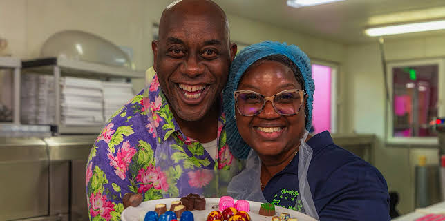 3:25 AM: Ainsley's Taste Of The Bahamas (S1 E5) (S1) | ITV3 | 2/19 2026