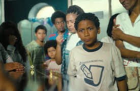 Barnen på kyrktrappan: DOUGLAS