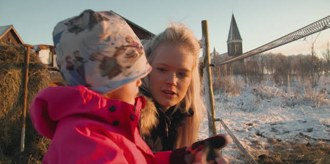 08:00: Unga Mammor (S3 E26) (S3) | TV3 | 1/31 2026