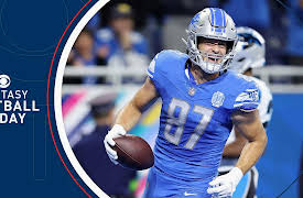 NFL on CBS: Fantasy Football Today: Way Too Early Top 12 Tight Ends For 2024!