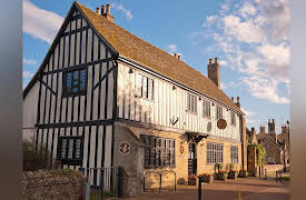 The Great Tours: England, Scotland, and Wales: Magna Carta and Civil War