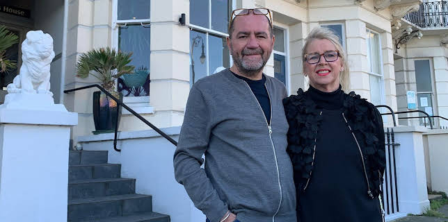 8:00 PM: Four in a Bed | More 4 | 11/29 2025