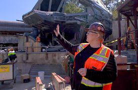 En dag hos Disney (Kortfilmer): Kristina Dewberry: Imagineering Bygningsleder