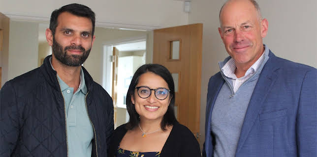 4:50 AM: Kirstie and Phil's Love It or... | Channel 4 | 1/8 2026