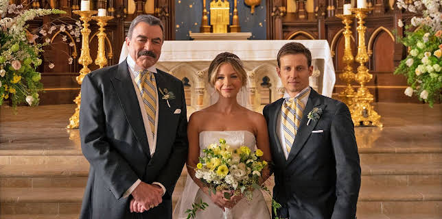 10:00 PM: Blue Bloods (S9 E22) (S9) | 5 USA | 2/19 2026