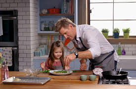 Kitchen Little: Curtis Stone's Cauliflower Creation