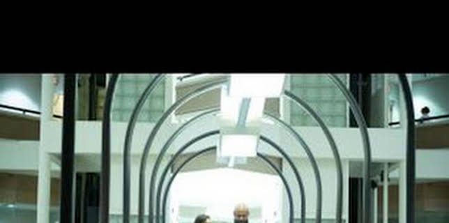 10:09: Surrealestate (T2): Ep.3 El mayordomo no lo hizo | SYFY | 3/5 2026