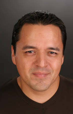 Ray L. Perez as Male Cop
