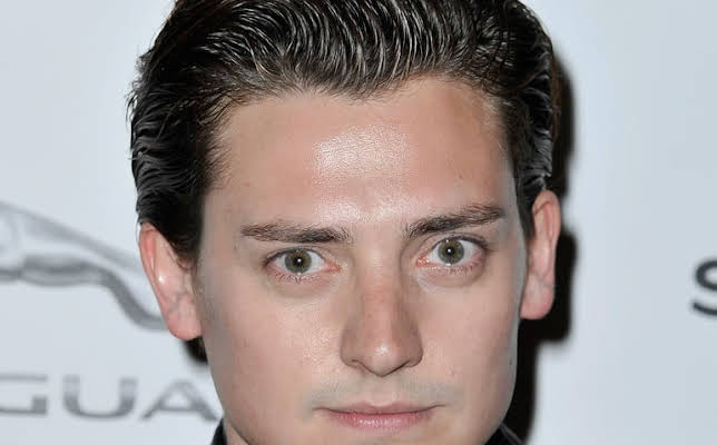 Aneurin Barnard