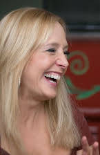 Holly Fulger as Aunt Judy