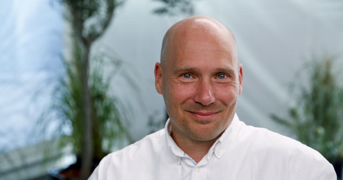 16/2 20:40 | Hvem byder bedst? på TV2 FRI