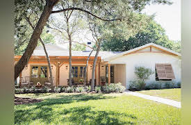 Fixer Upper: Behind the Design, Season 1: The Ivy House