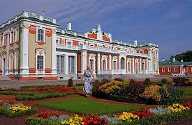 Curious Traveler Season 06 Info: Estonias Curious Palaces Castles