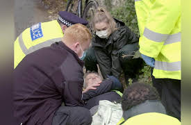 999: Emergency Callout: Episode 9