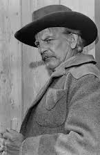 Denver Pyle como Thimblerig (the Gambler)