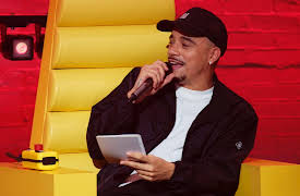 Comedy Class by Eric and Ramzy – Season 1: The absurd with Mister V