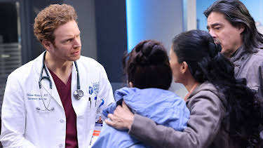 18:20: Chicago Med (S8 E16) (S8) | Viasat Series | 4/15 2026